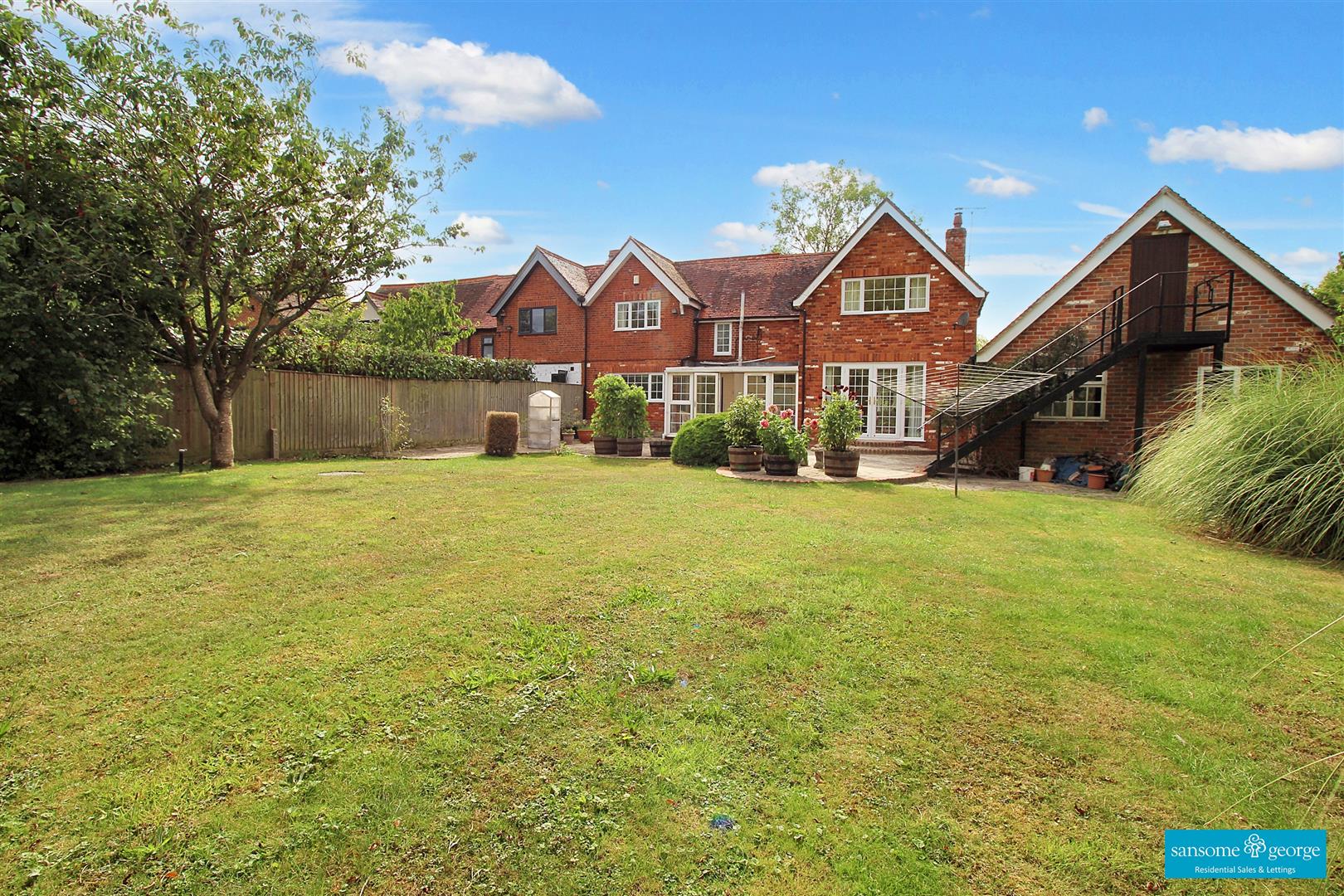 Searles Farm Lane, Burghfield